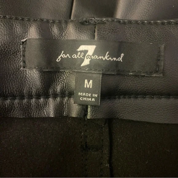 7 For All Mankind Black Leather Look Pants GUC M - Picture 3 of 7